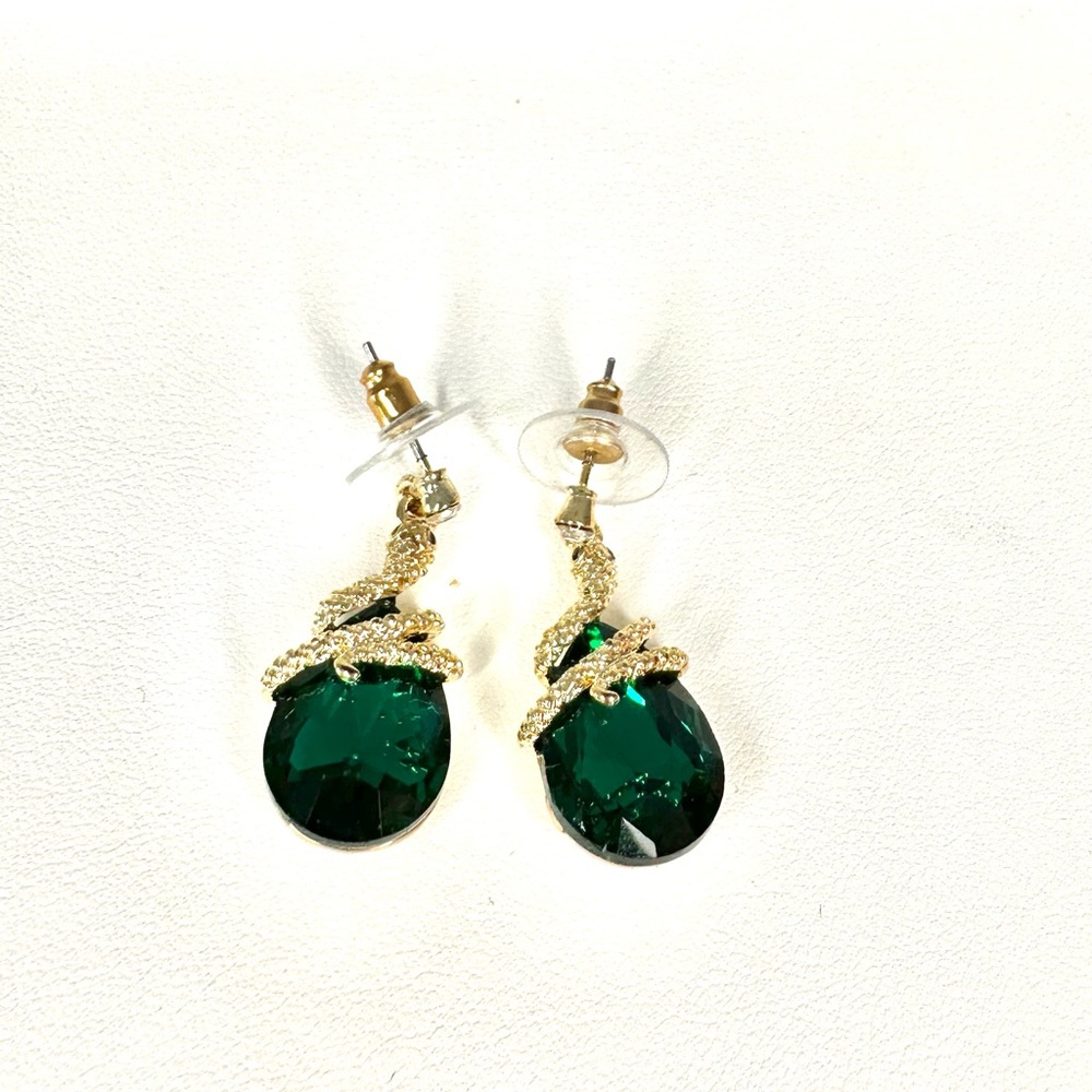 🐍 💚 Emerald Green Snake Earrings 💚 🐍